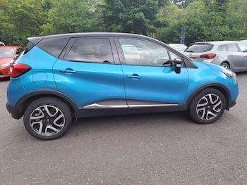 Used Renault Captur 2016 for sale - 75409935: Photo