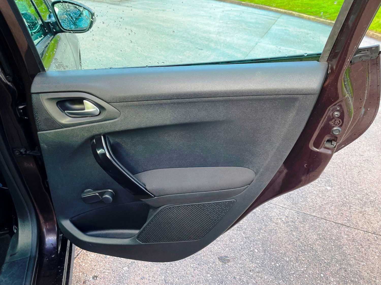 Used Peugeot 208 2013 for sale - 77291755: Photo 21