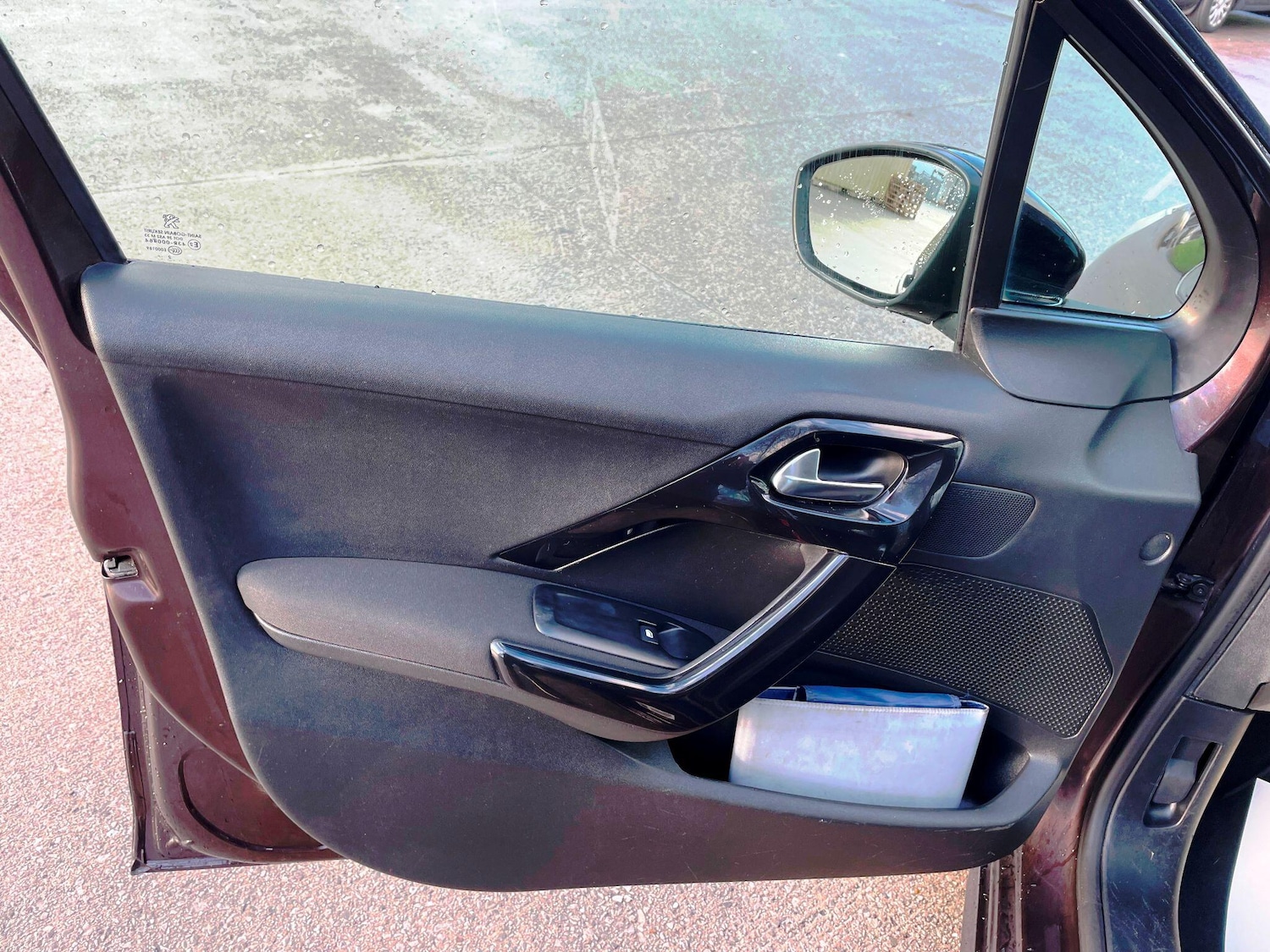 Used Peugeot 208 2013 for sale - 77291755: Photo 22