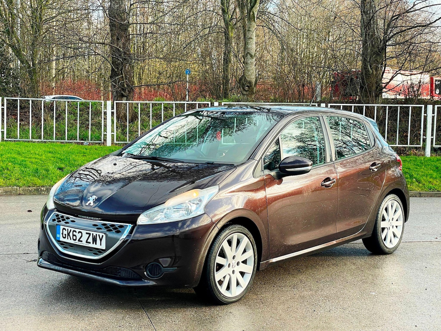 Used Peugeot 208 2013 for sale - 77291755: Photo 4