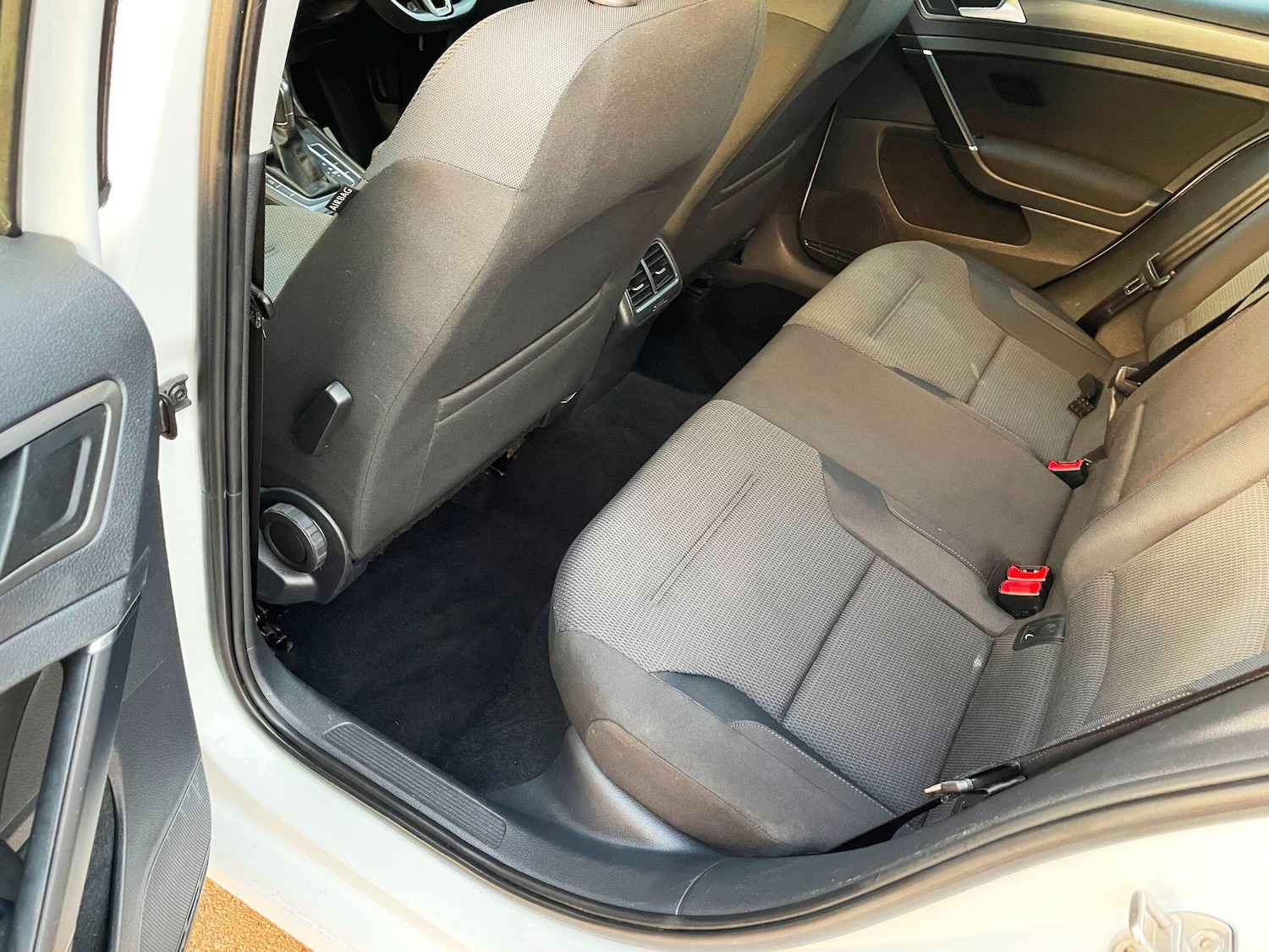 Used Volkswagen Golf 2013 for sale - 77291183: Photo 33