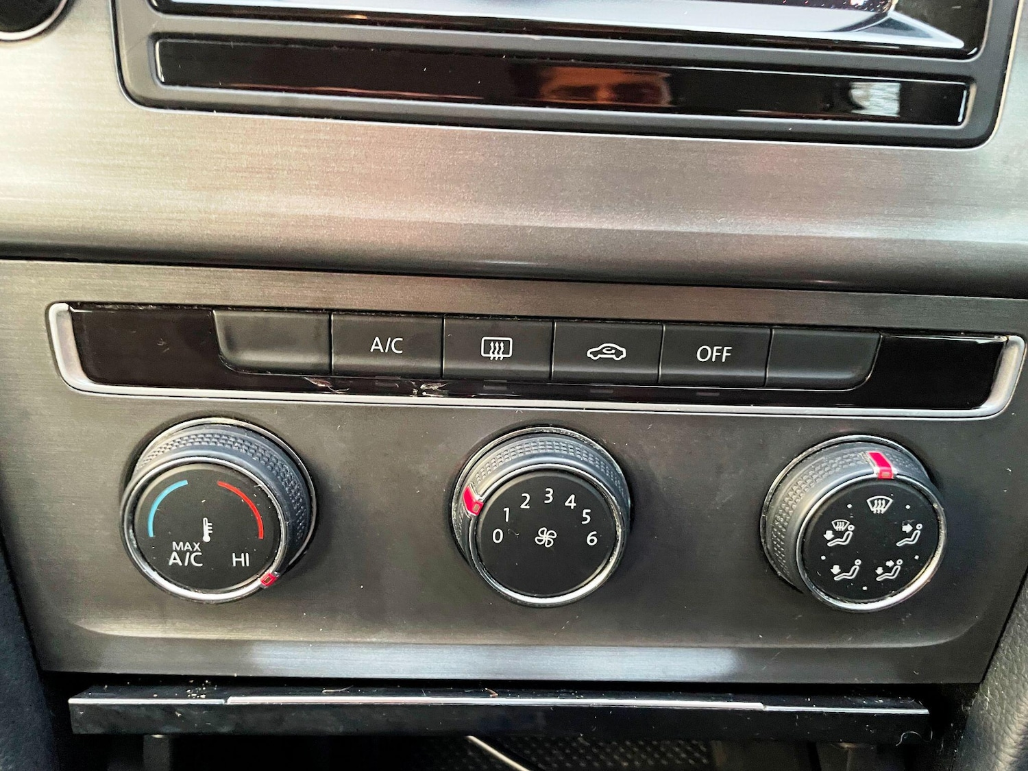 Used Volkswagen Golf 2013 for sale - 77291183: Photo 44