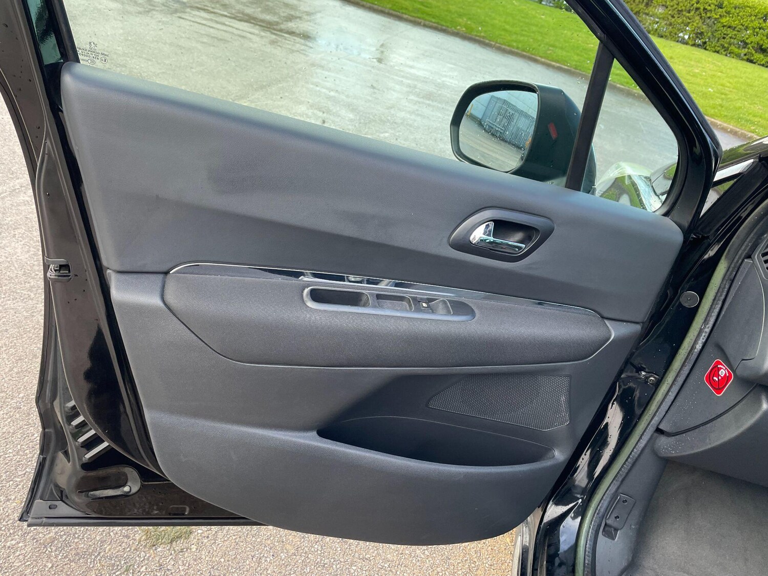 Used Peugeot 3008 2011 for sale - 78058587: Photo 25