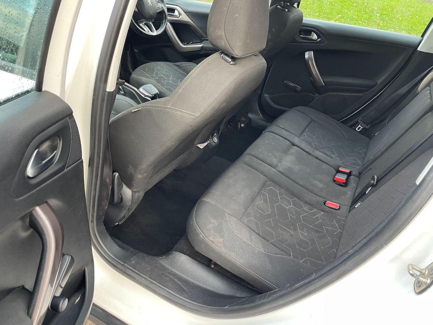 Used Peugeot 2008 2013 for sale - 77440263: Photo 28