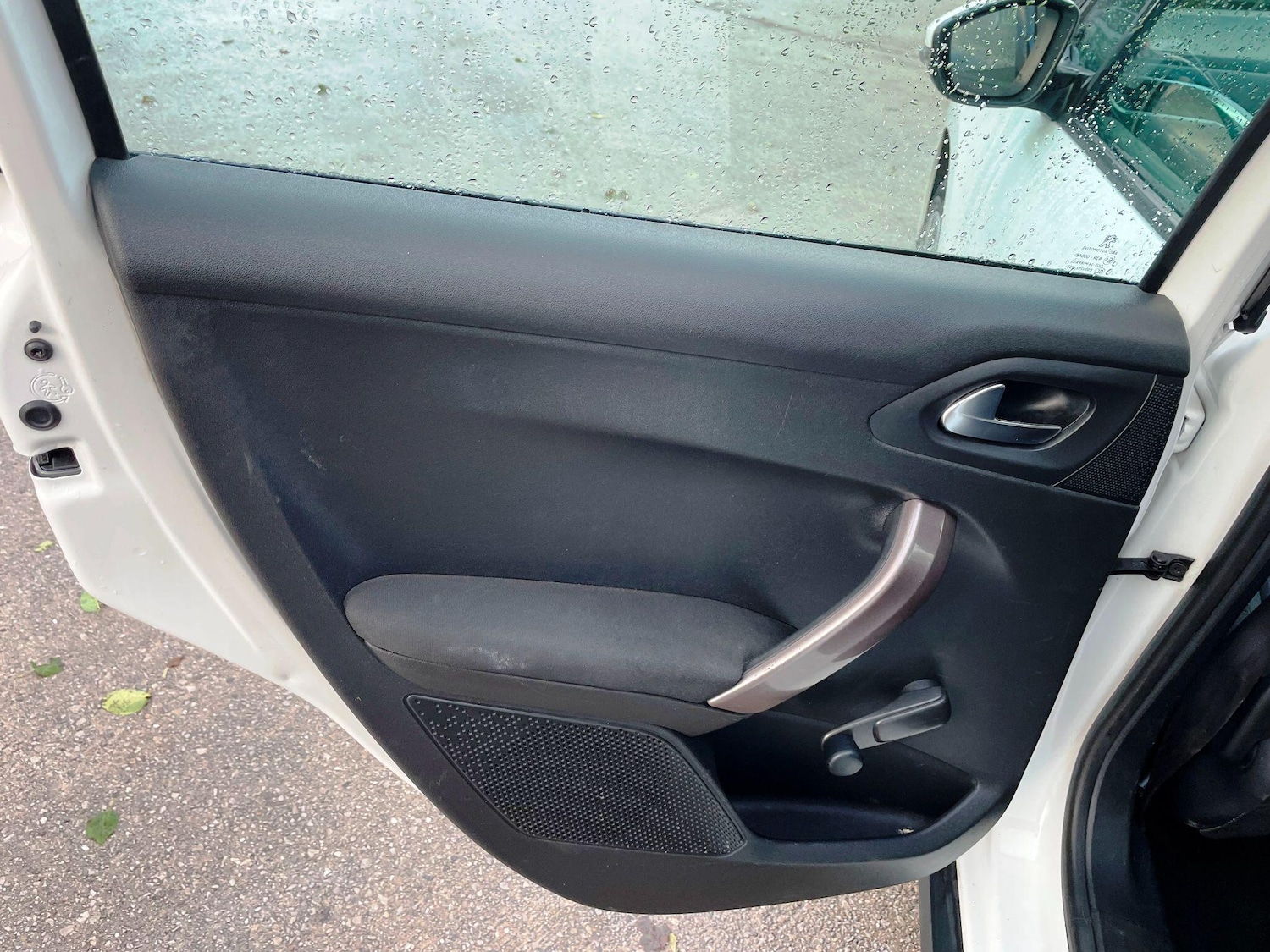 Used Peugeot 2008 2013 for sale - 77440263: Photo 30