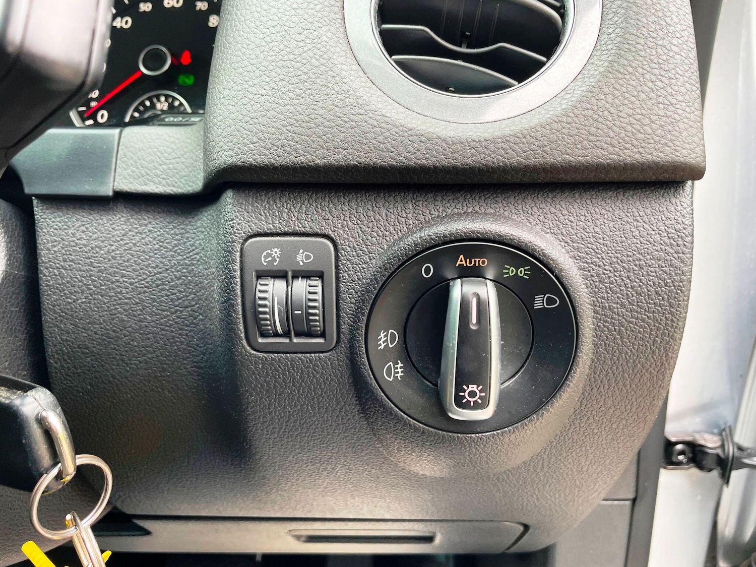 Used Volkswagen Tiguan for sale - 77892920: Photo 47