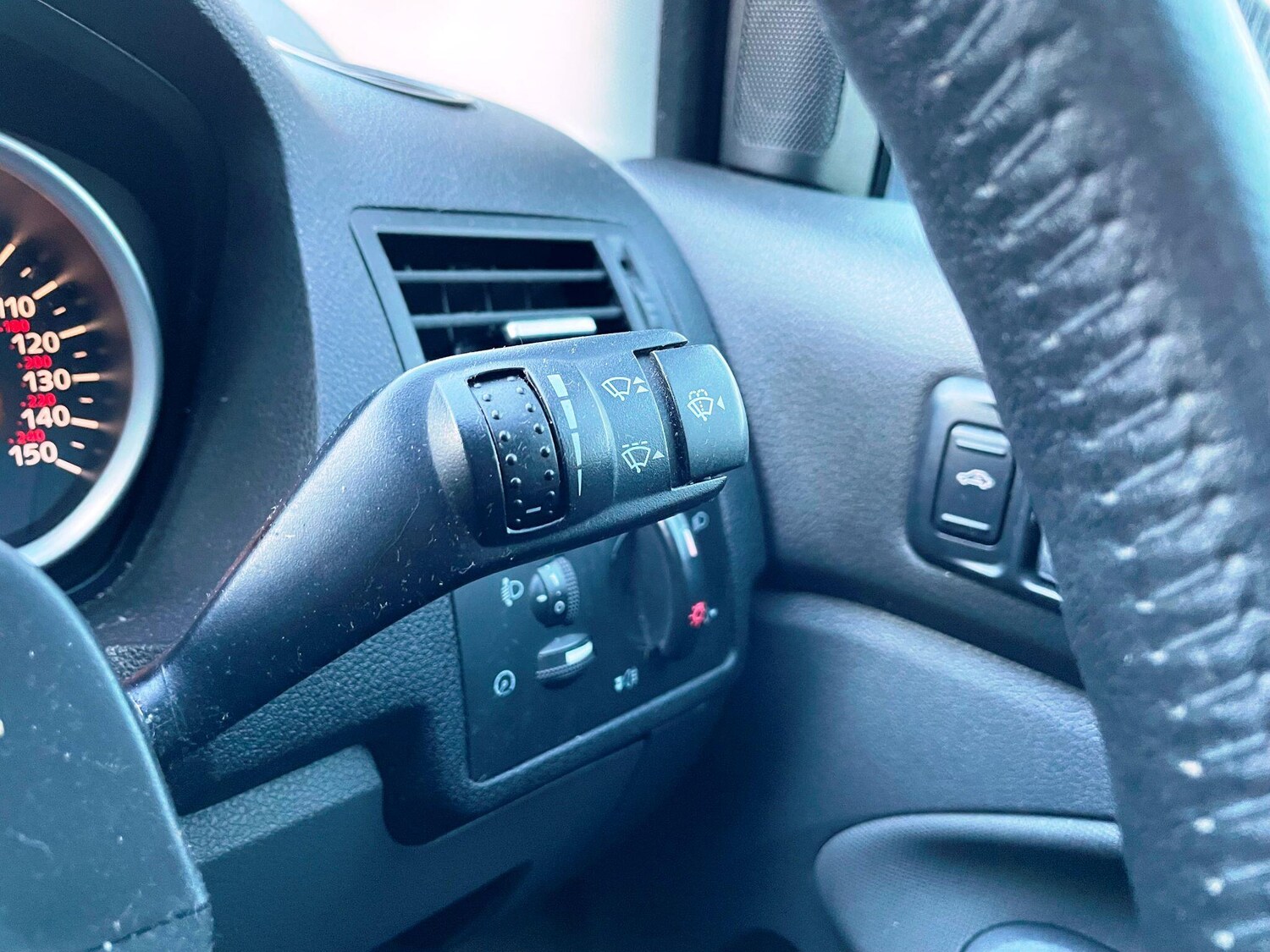 Used Ford Kuga 2010 for sale - 77174733: Photo 22