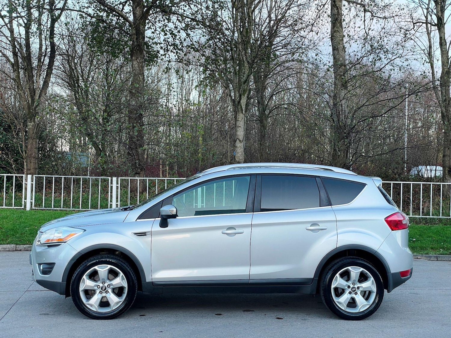 Used Ford Kuga 2010 for sale - 77174733: Photo 4