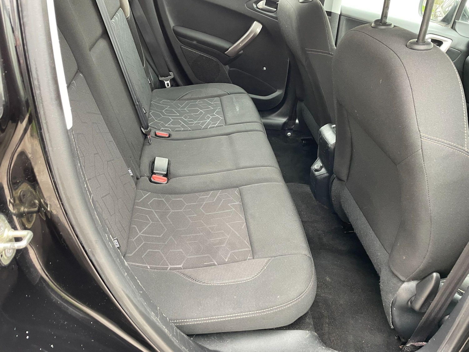 Used Peugeot 2008 for sale - 77808374: Photo 17