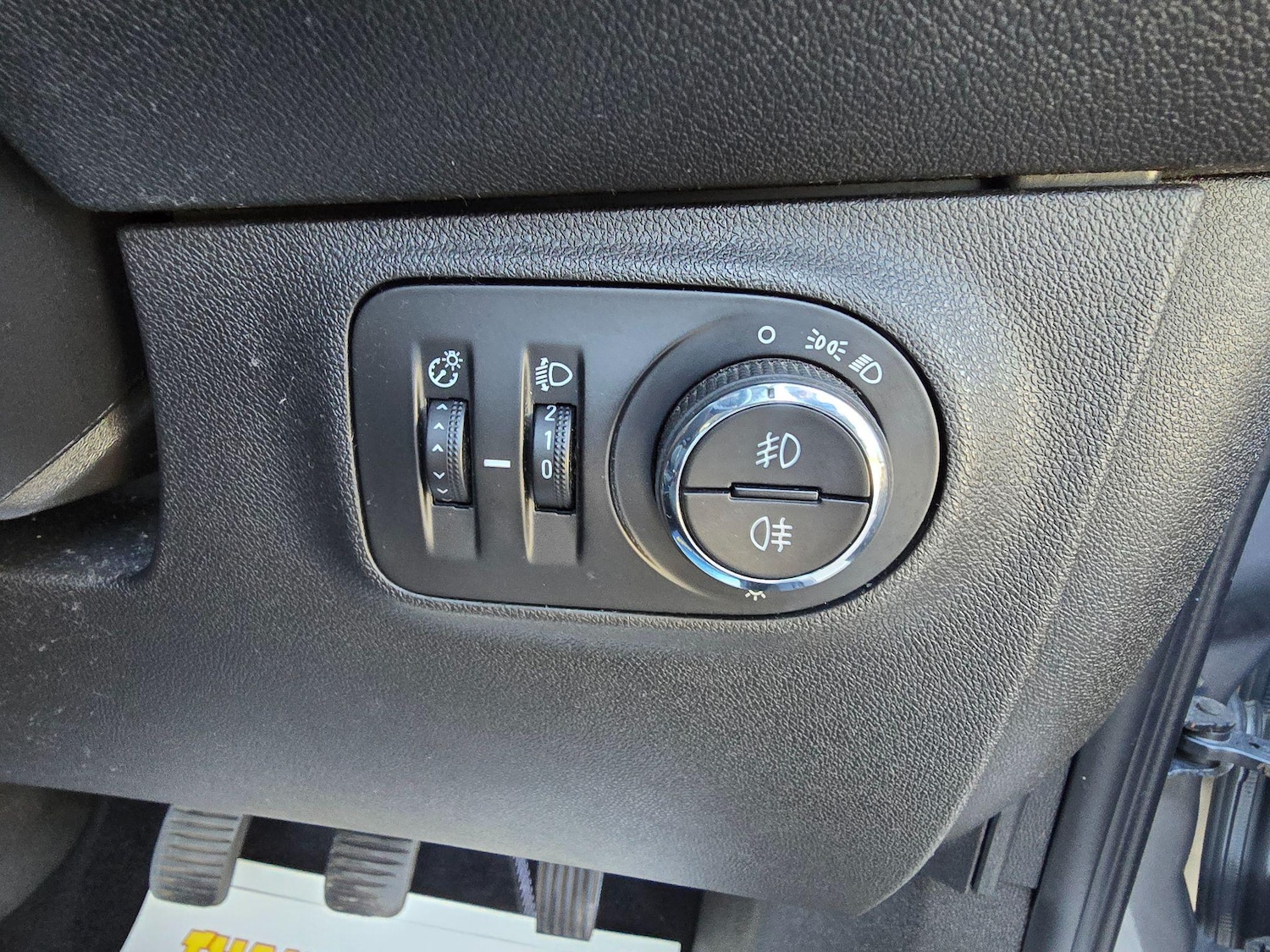 Used Vauxhall Corsa 2015 for sale - 77174731: Photo 39