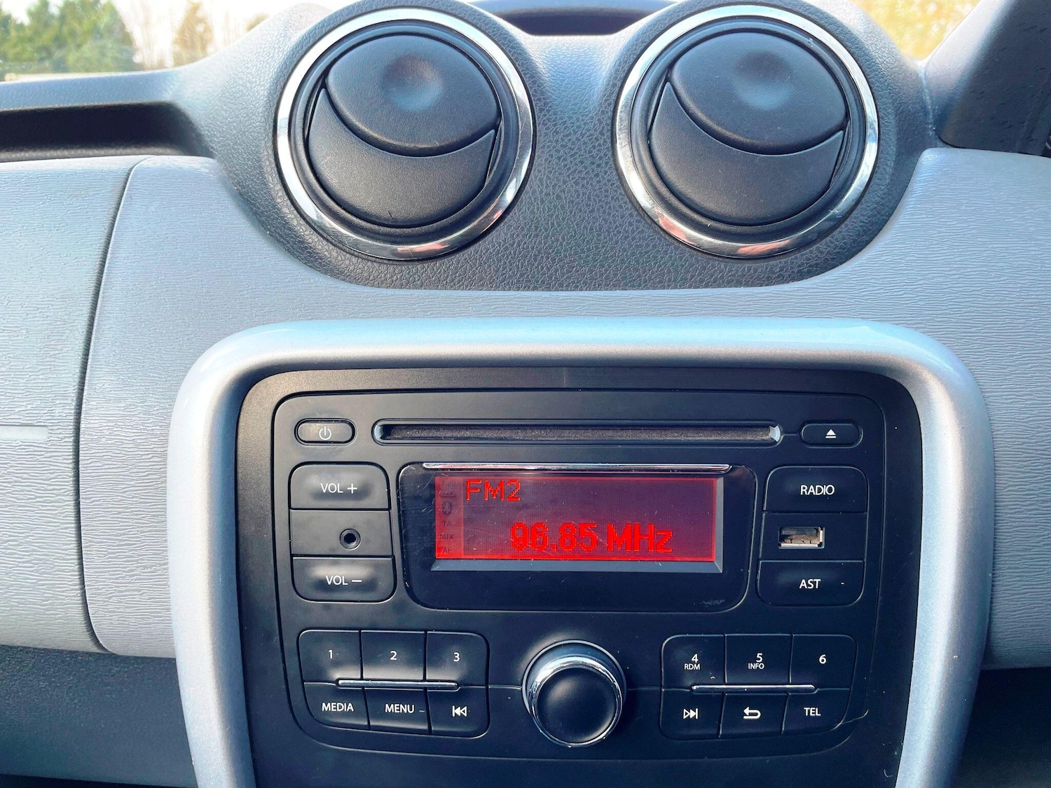 Used Dacia Duster 2014 for sale - 77242335: Photo 34