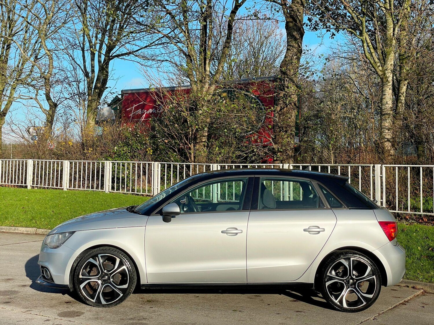 Used Audi A1 for sale - 77174692: Photo 7