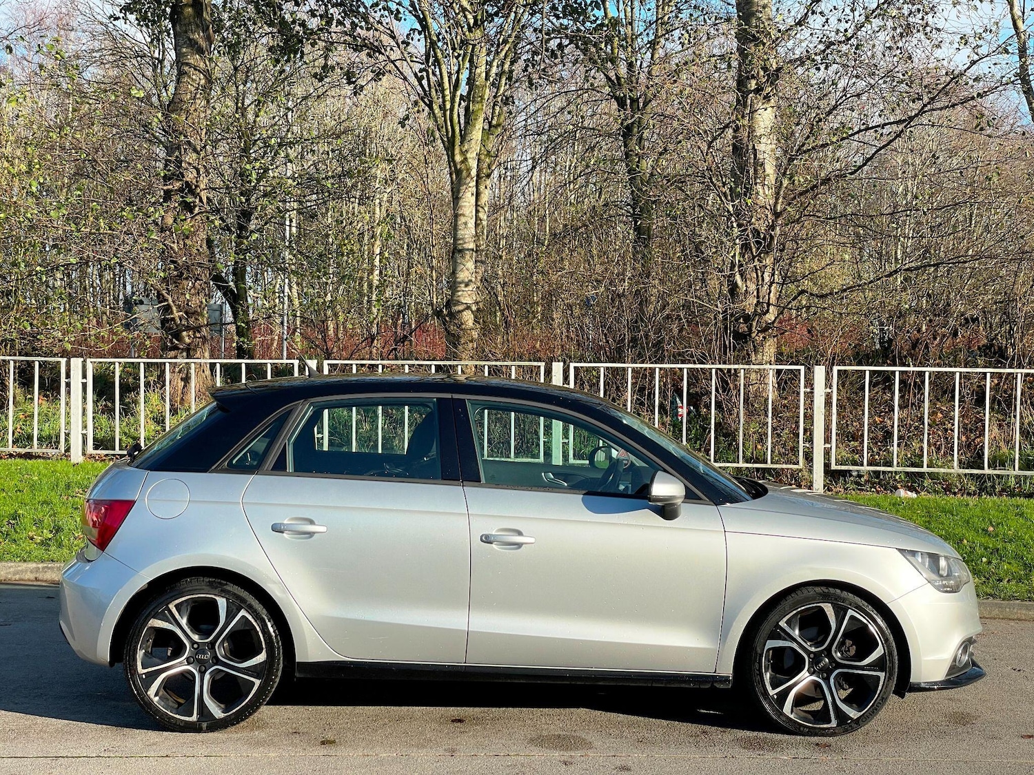 Used Audi A1 for sale - 77174692: Photo 9
