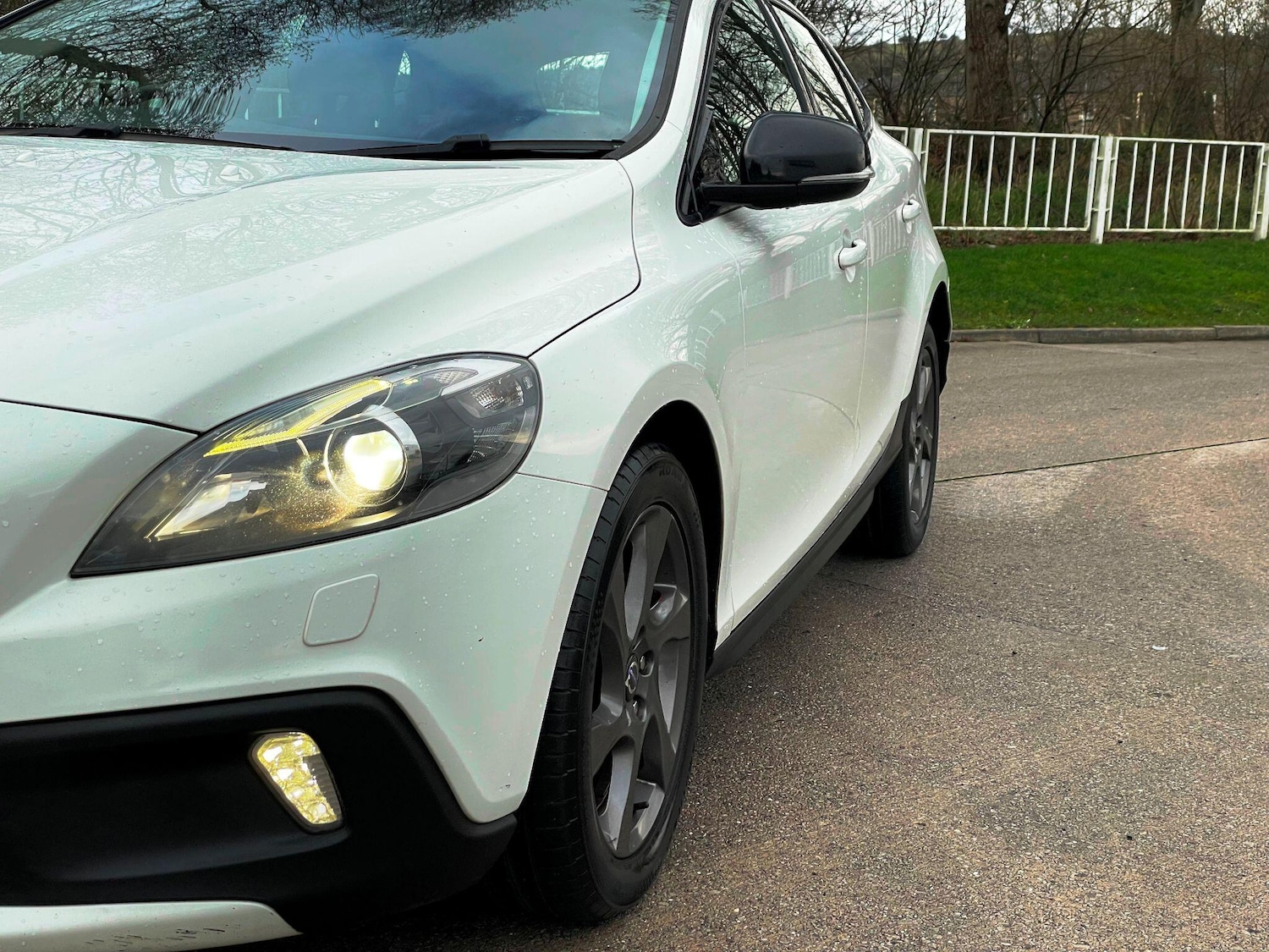 Used Volvo V40 2014 for sale - 77174746: Photo 14