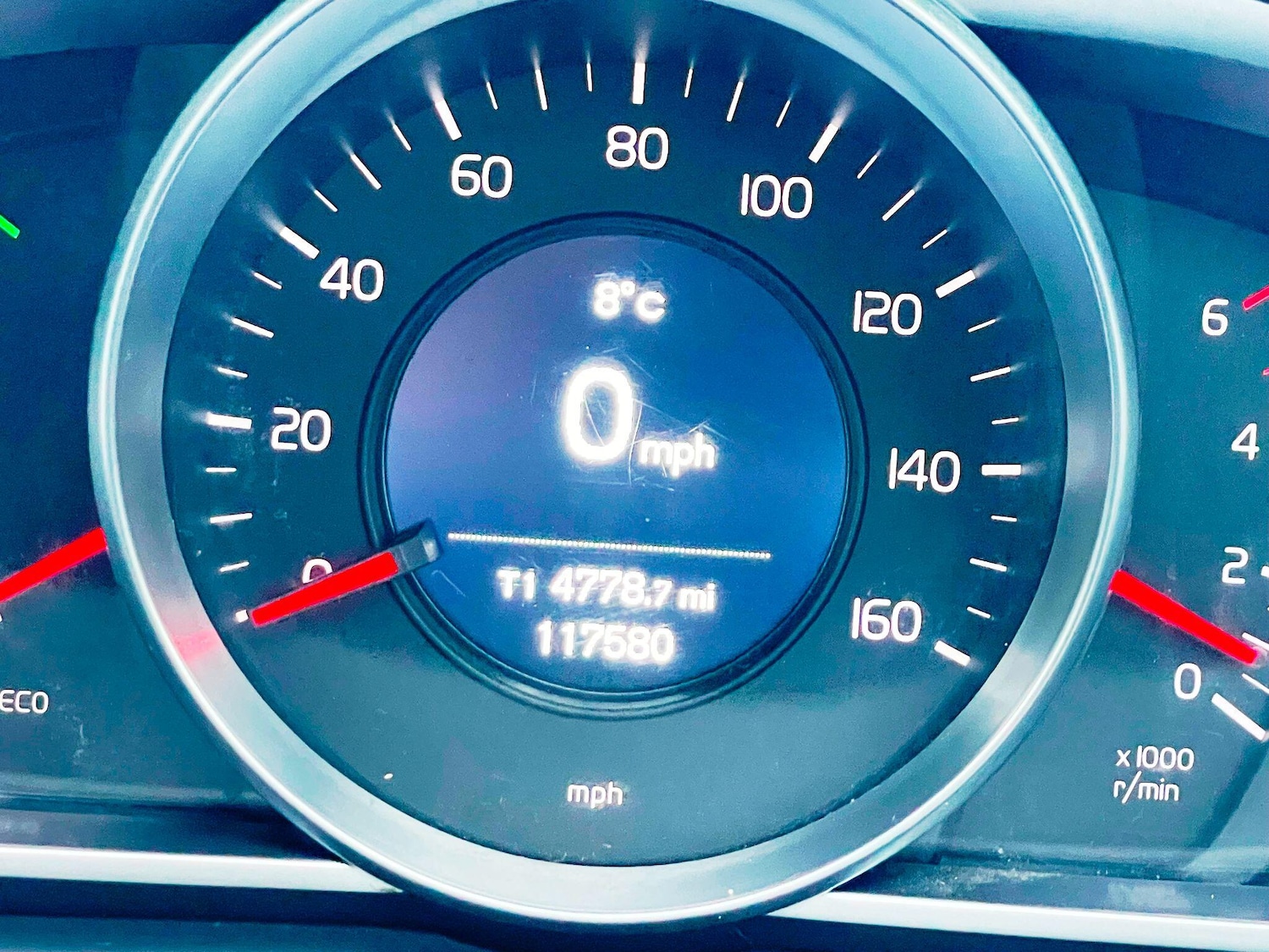 Used Volvo V40 2014 for sale - 77174746: Photo 37