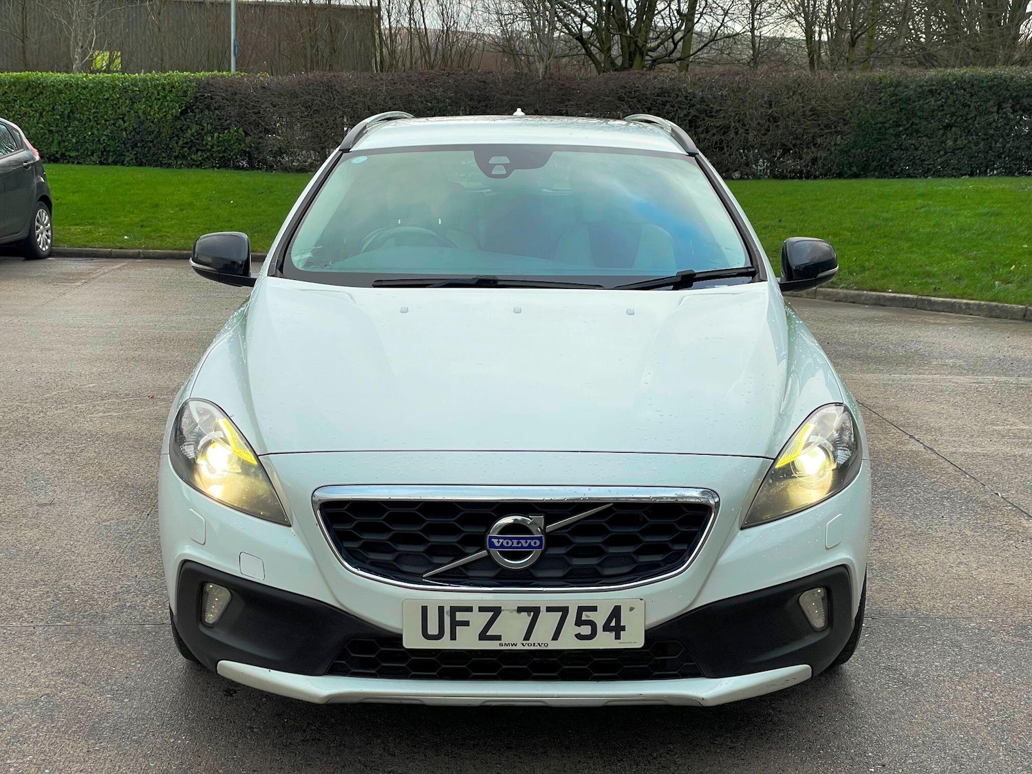 Used Volvo V40 2014 for sale - 77174746: Photo 4