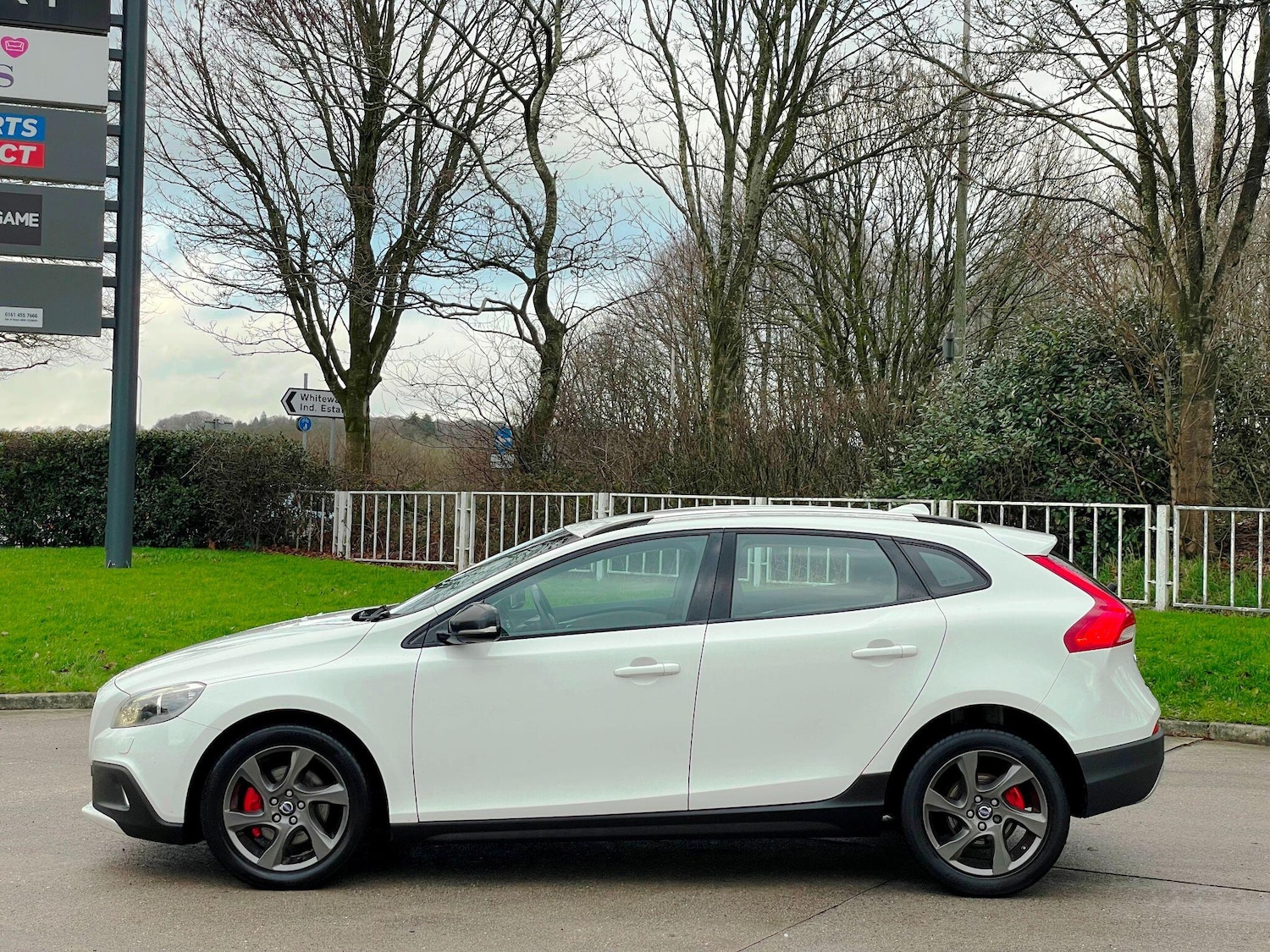 Used Volvo V40 2014 for sale - 77174746: Photo 6