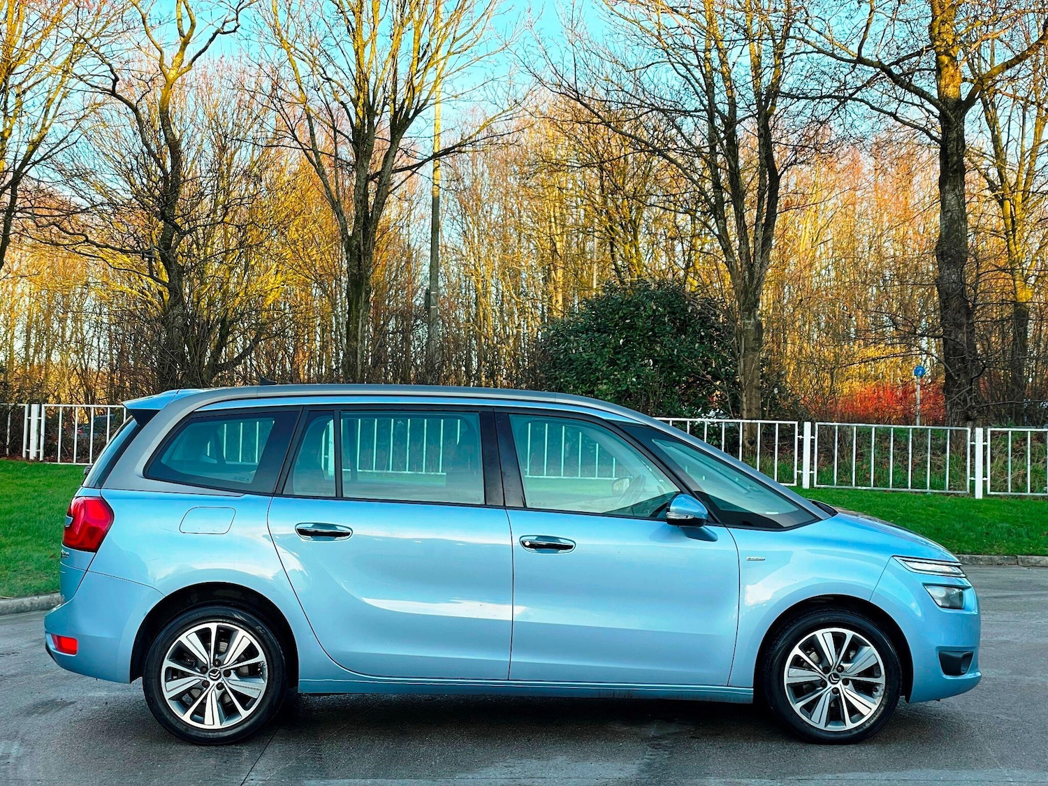 Used Citroen C4 Grand Picasso 2015 for sale - 77237647: Photo 10