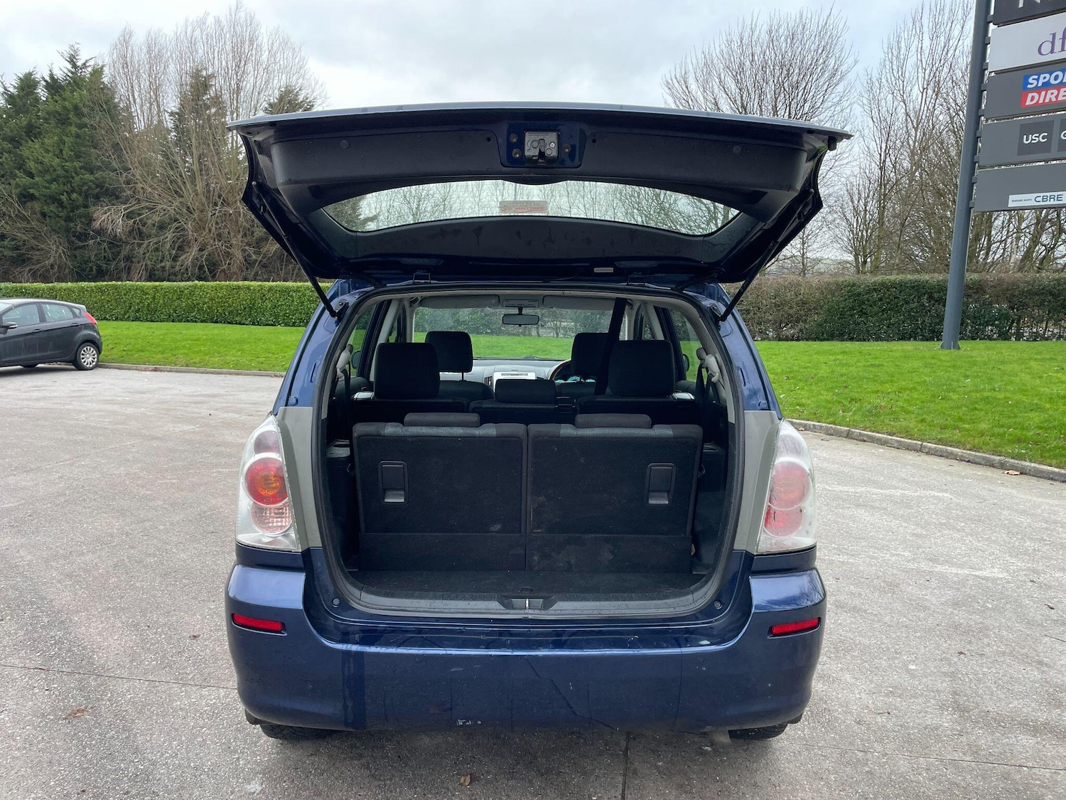 Used Toyota Corolla Verso 2006 for sale - 77174765: Photo 49