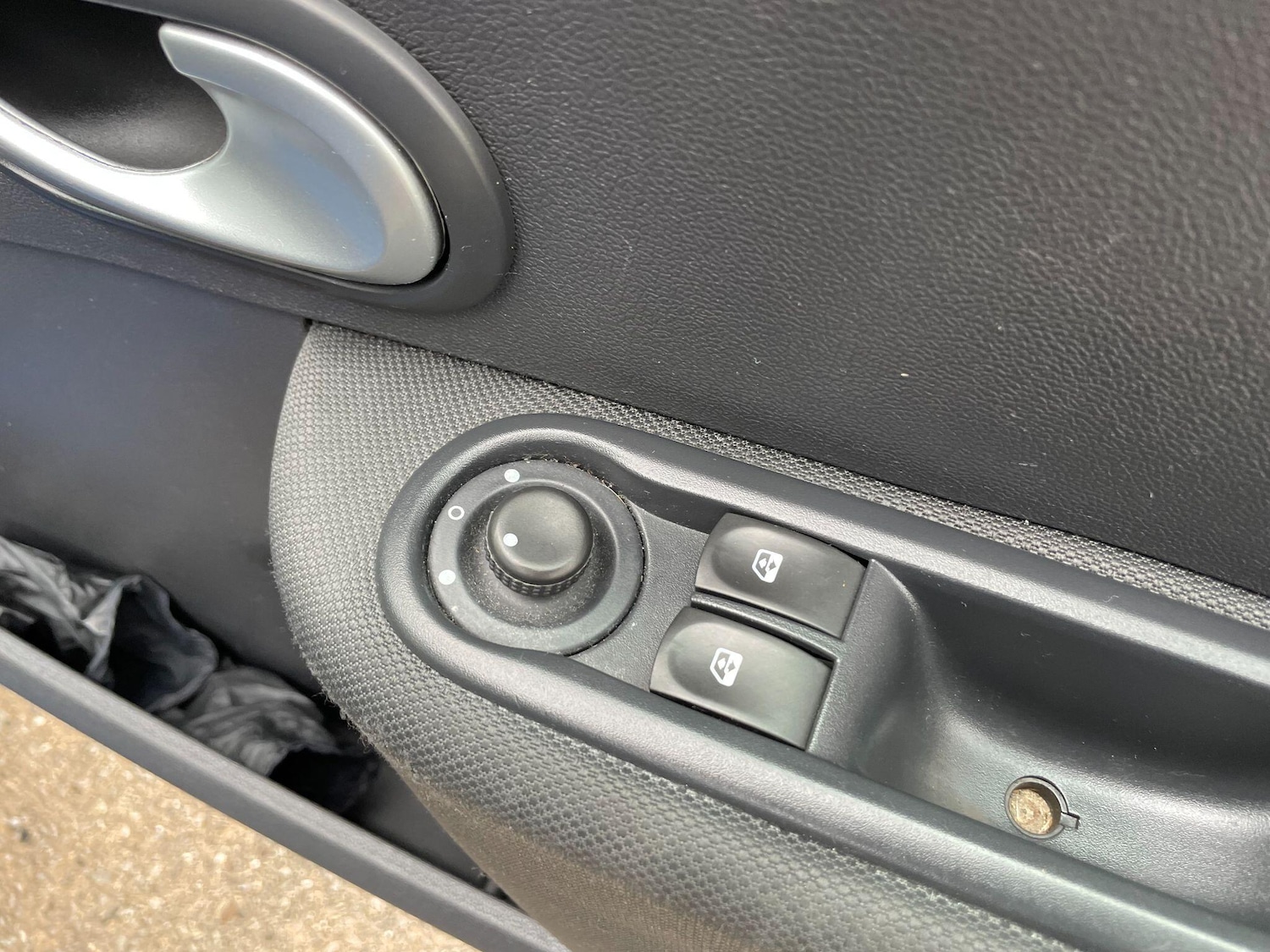 Used Renault Clio 2010 for sale - 77793817: Photo 20