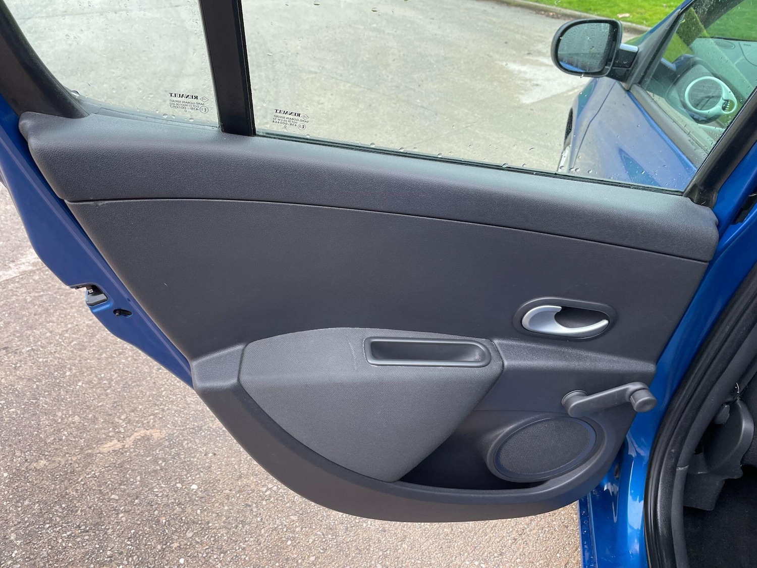 Used Renault Clio 2010 for sale - 77793817: Photo 29