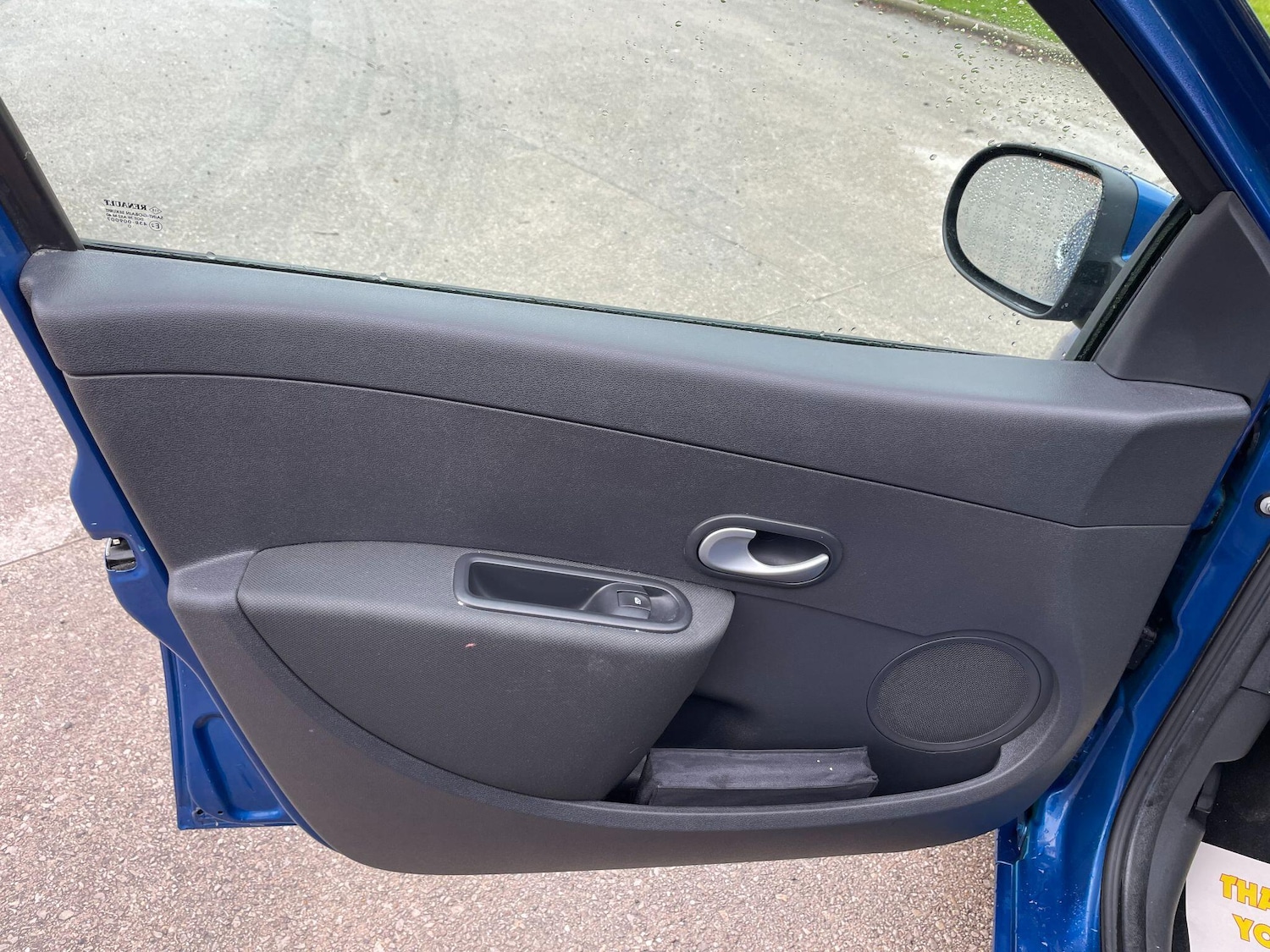 Used Renault Clio 2010 for sale - 77793817: Photo 30