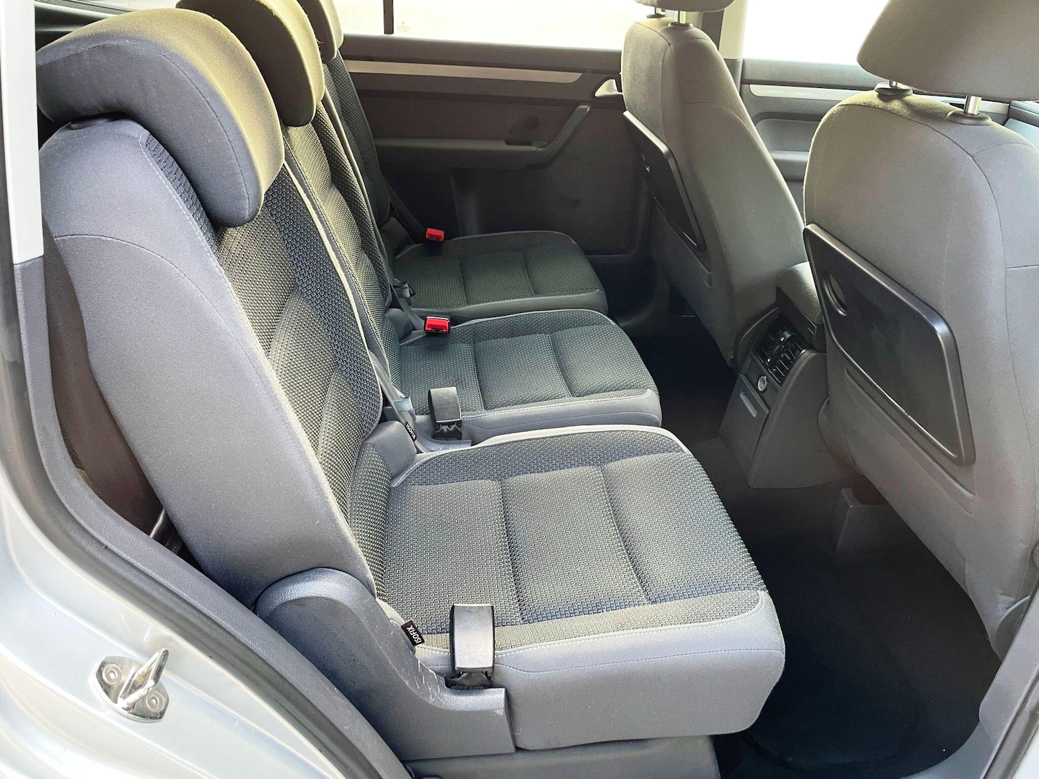 Used Volkswagen Touran 2010 for sale - 77174849: Photo 30