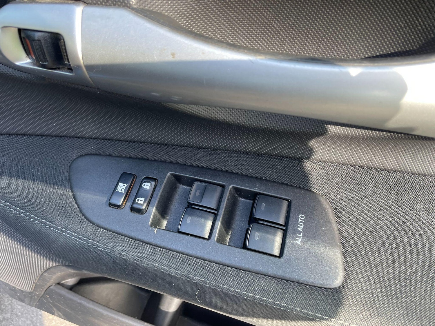 Used Toyota Auris 2010 for sale - 78170292: Photo 21