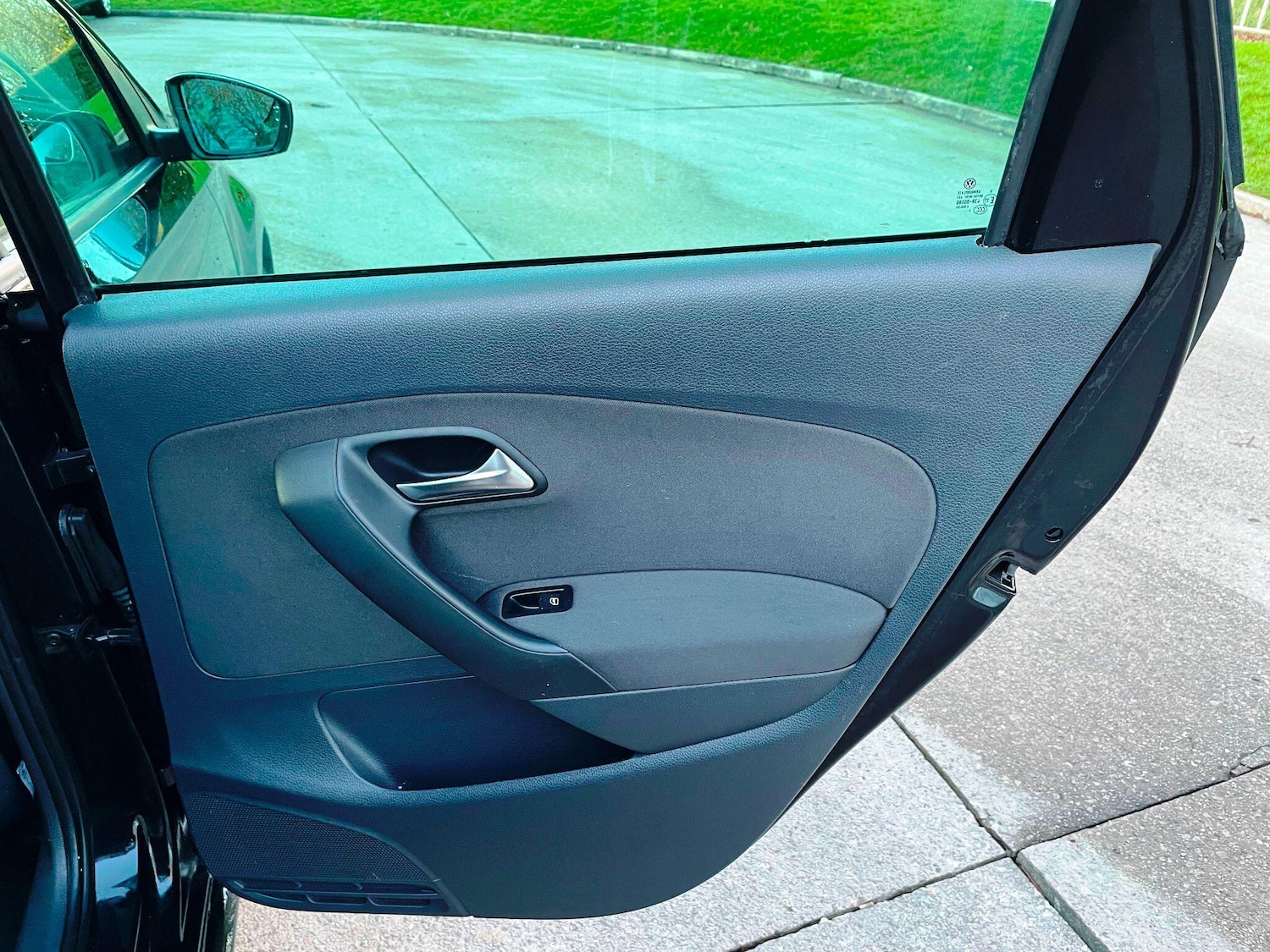 Used Volkswagen Polo for sale - 77242812: Photo 28