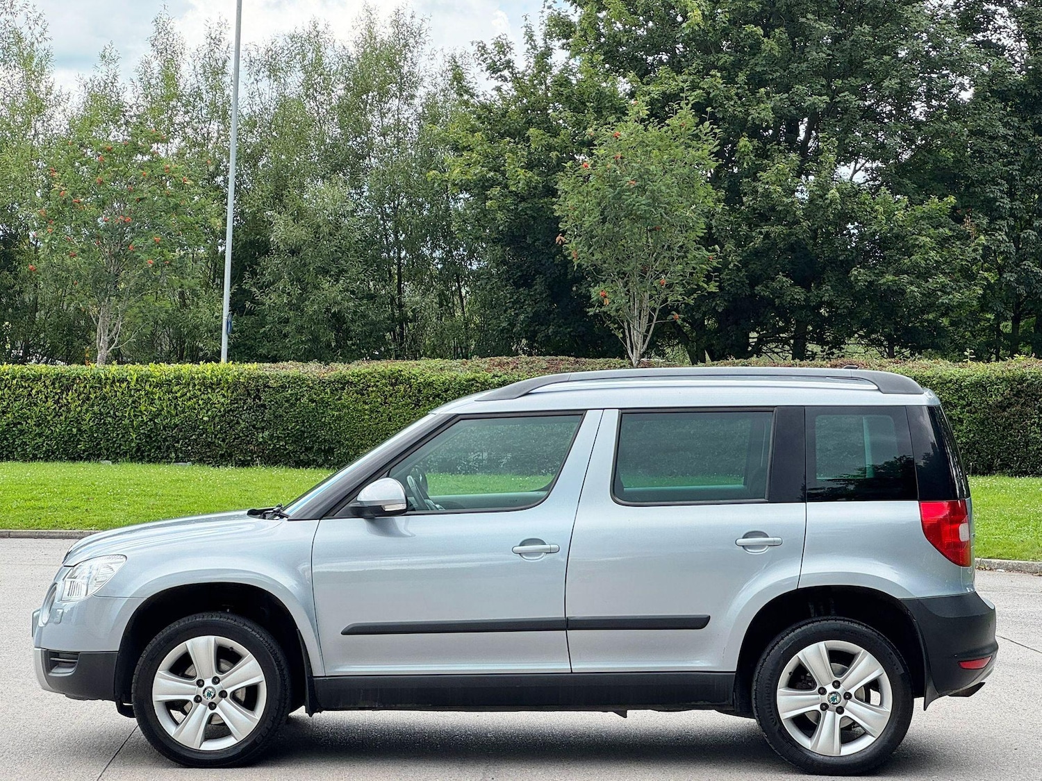 Used Skoda Yeti 2011 for sale - 77174845: Photo 5