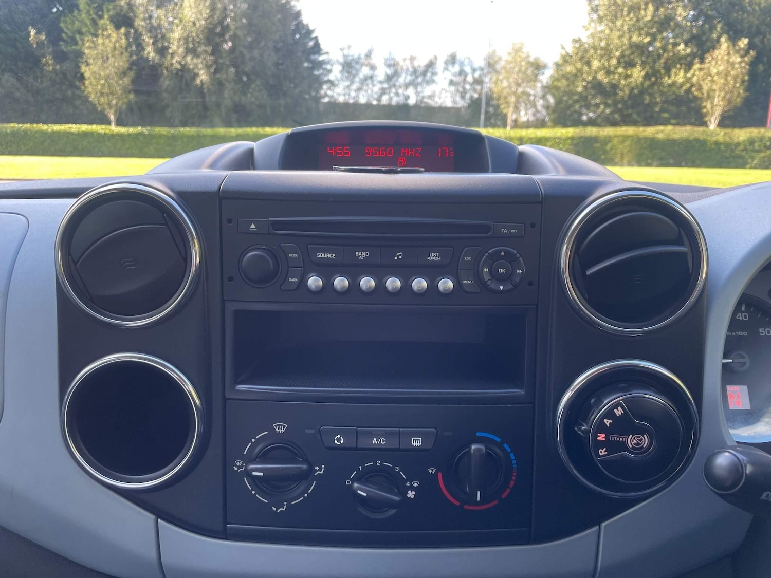 Used Citroen Berlingo Multispace 2012 for sale - 77925985: Photo 38