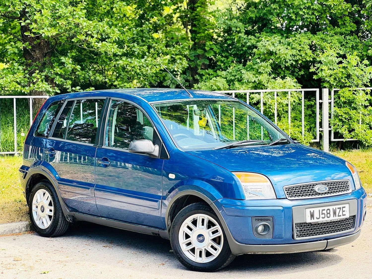 Used Ford Fusion 2008 for sale - 77174709: Photo 2