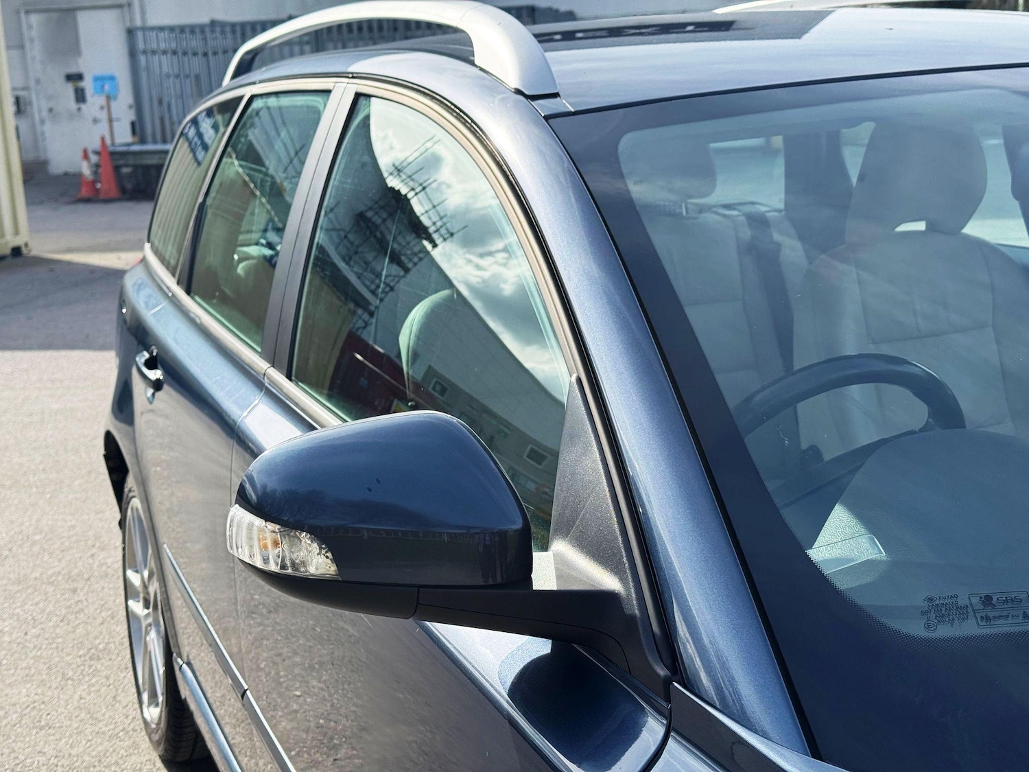 Used Volvo V50 2011 for sale - 77174827: Photo 11