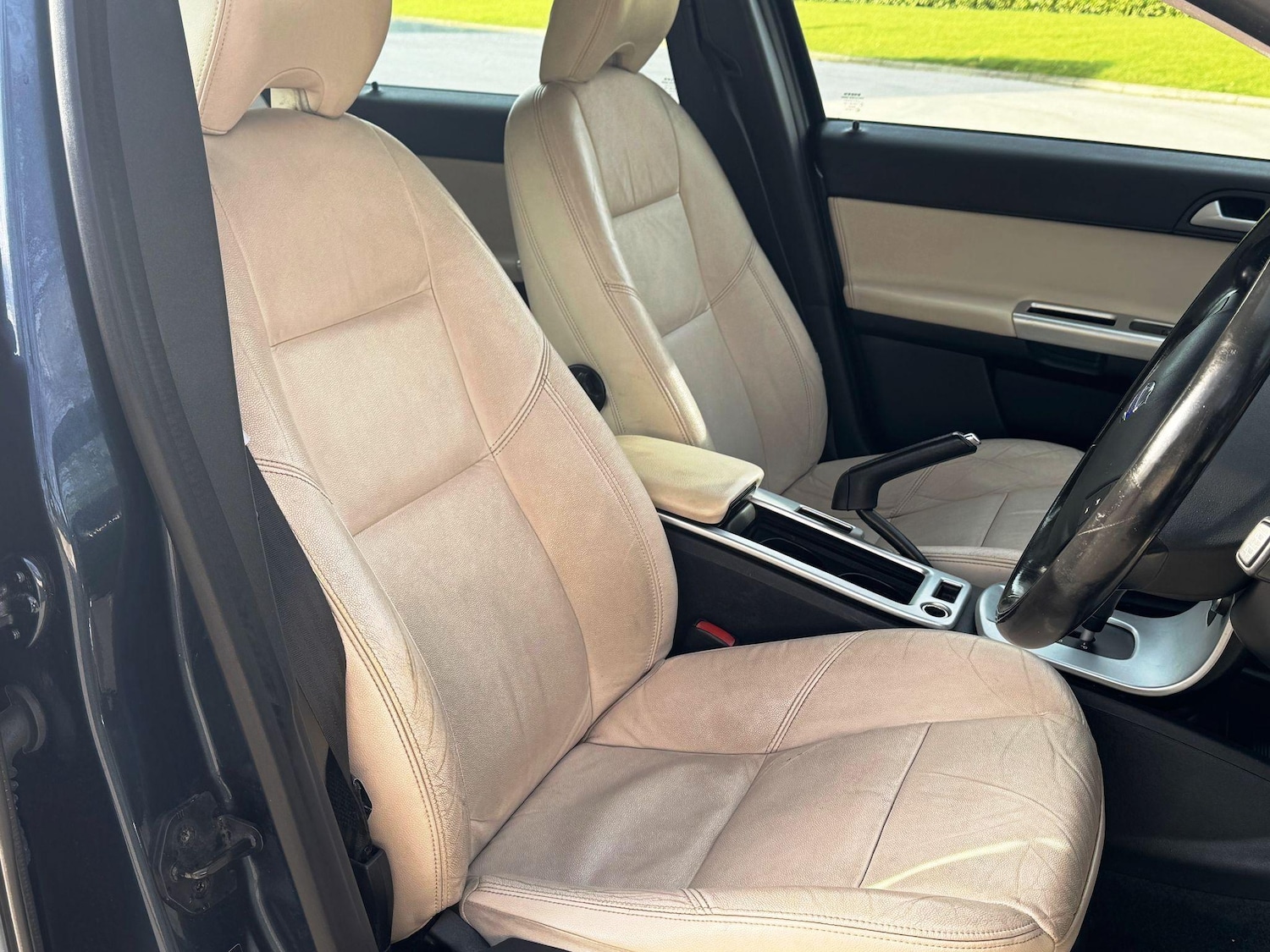 Used Volvo V50 2011 for sale - 77174827: Photo 22