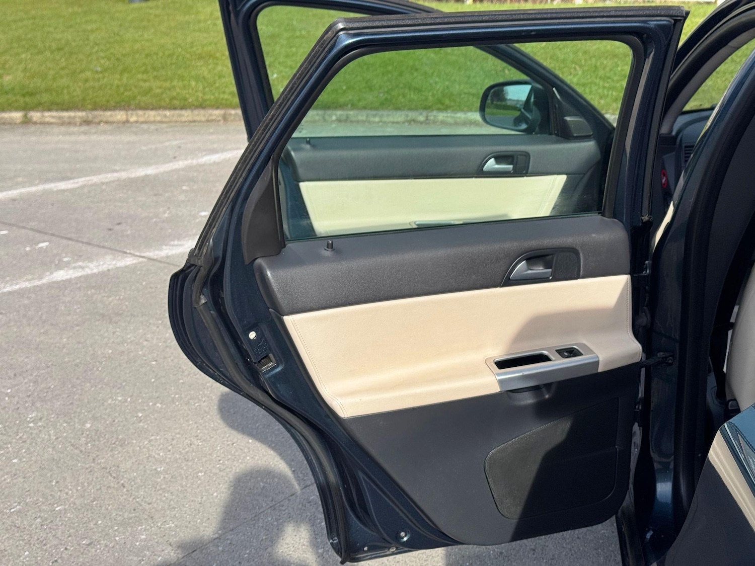 Used Volvo V50 2011 for sale - 77174827: Photo 27