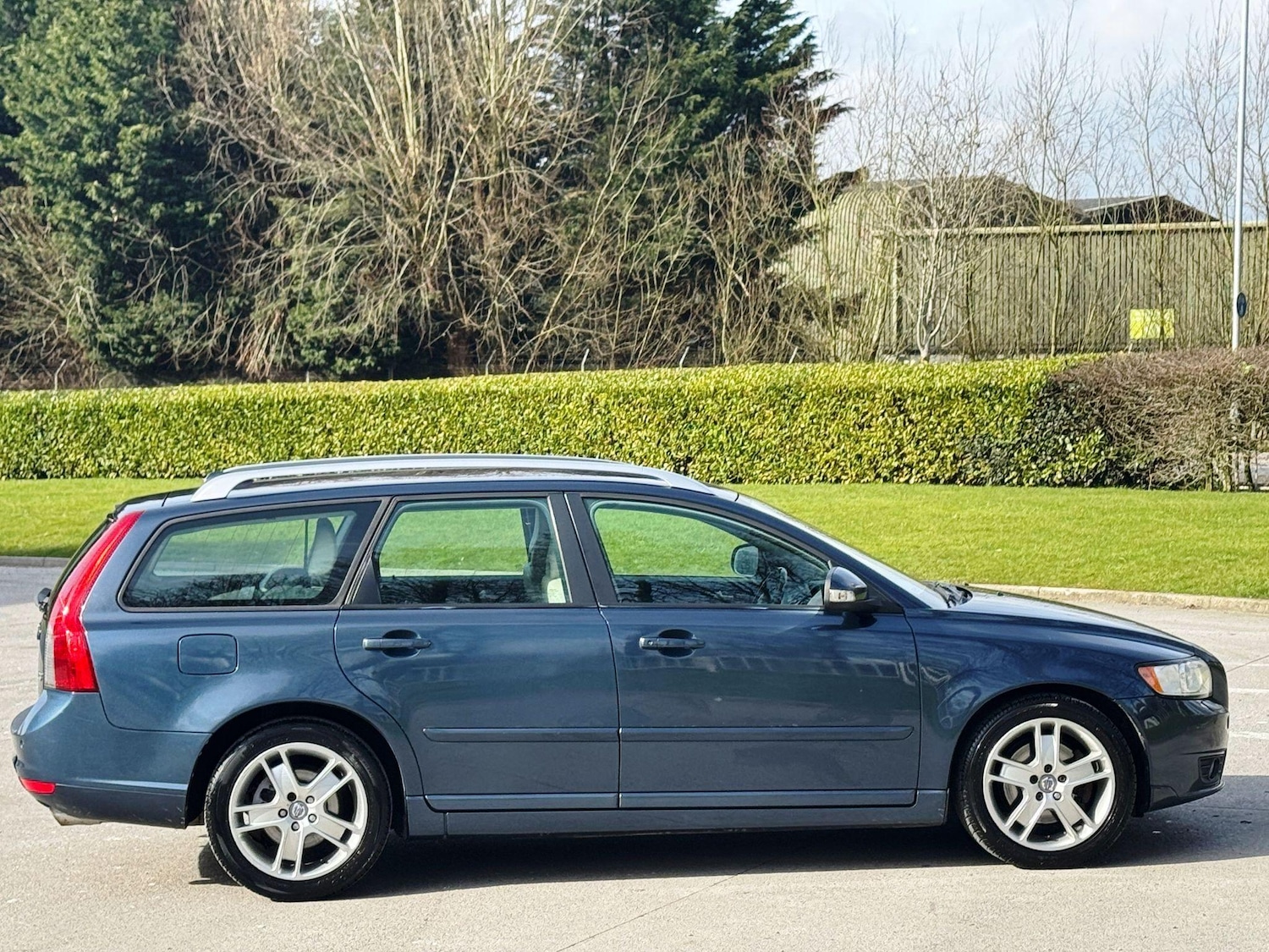 Used Volvo V50 2011 for sale - 77174827: Photo 8