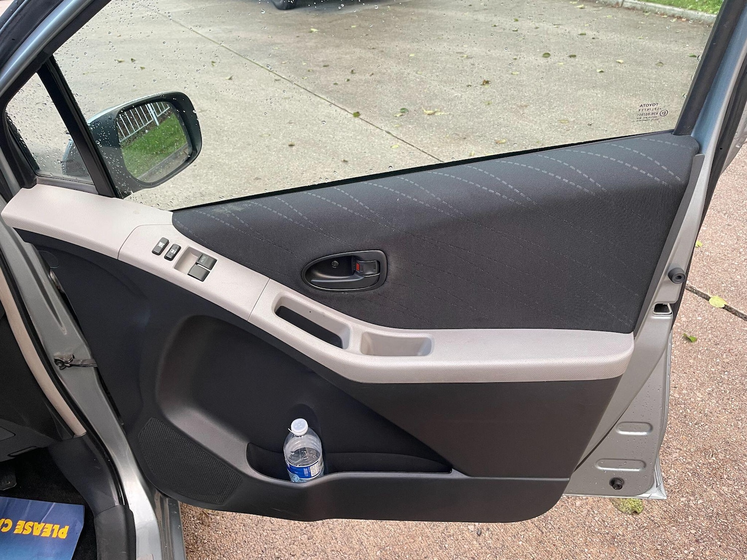 Used Toyota Yaris 2007 for sale - 77174836: Photo 24