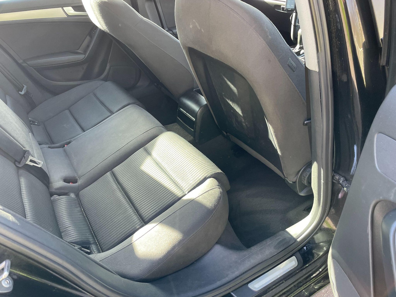 Used Audi A4 2011 for sale - 77892393: Photo 16