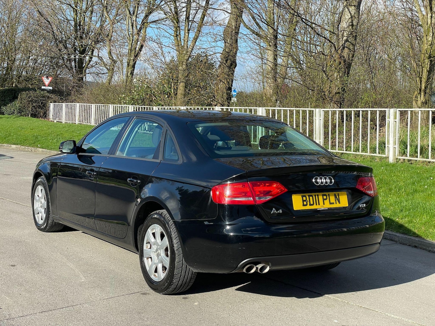 Used Audi A4 2011 for sale - 77892393: Photo 5