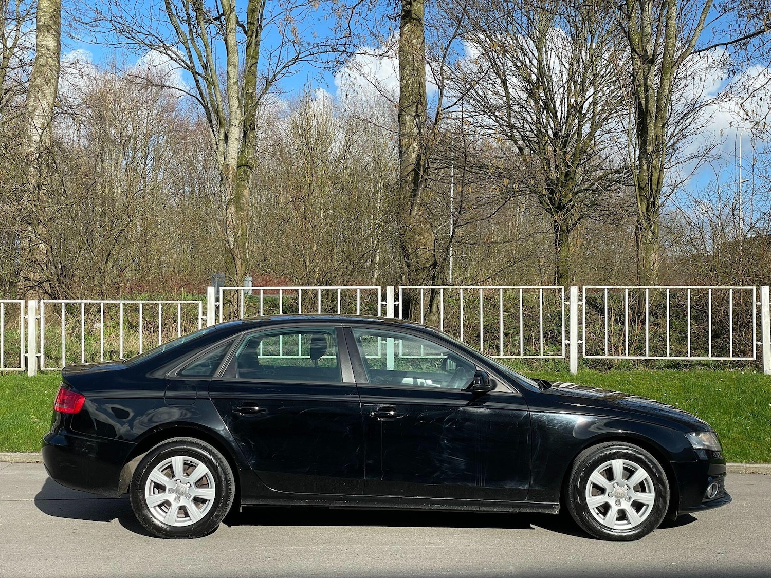 Used Audi A4 2011 for sale - 77892393: Photo 8