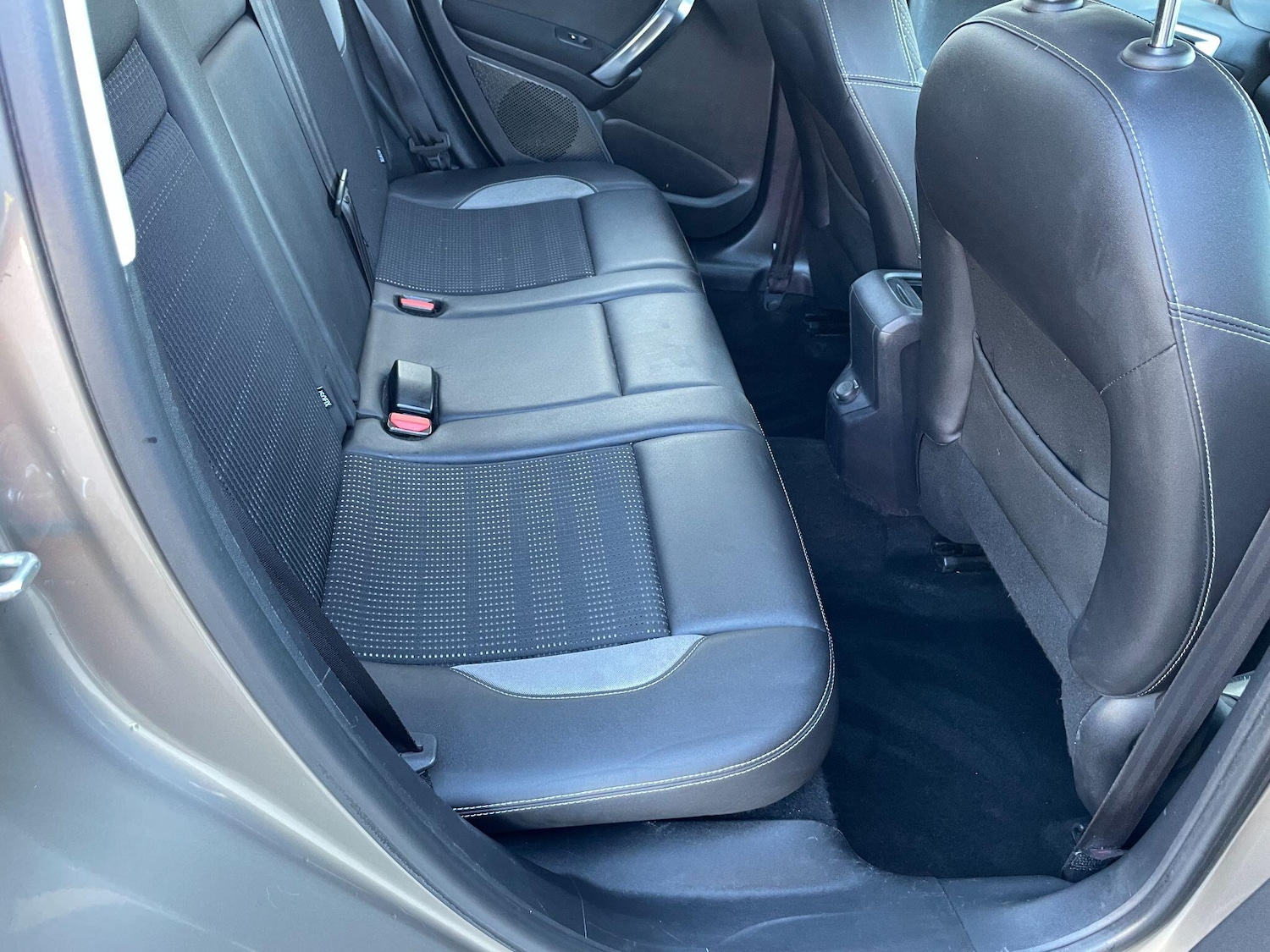 Used Peugeot 2008 2014 for sale - 77737181: Photo 17