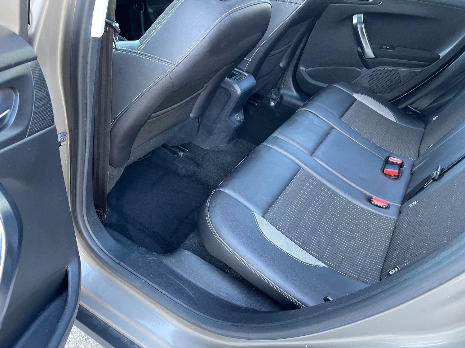 Used Peugeot 2008 2014 for sale - 77737181: Photo 18