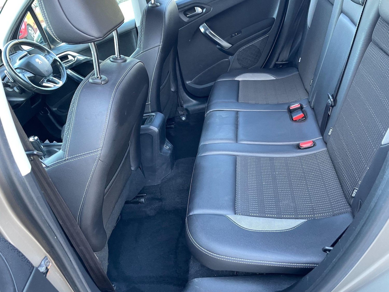 Used Peugeot 2008 2014 for sale - 77737181: Photo 19