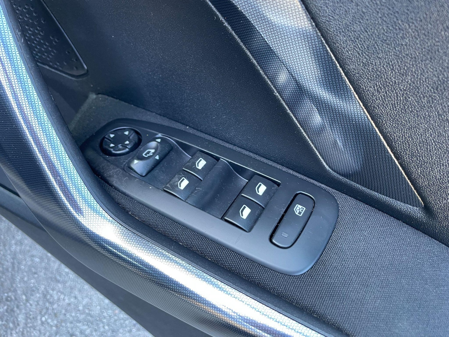 Used Peugeot 2008 2014 for sale - 77737181: Photo 20