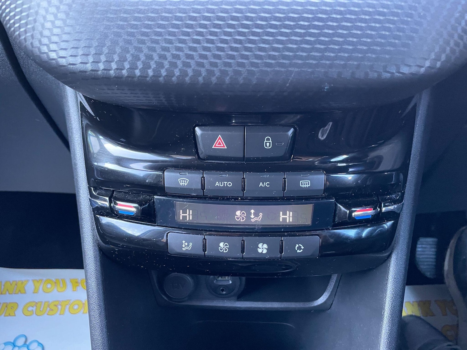 Used Peugeot 2008 2014 for sale - 77737181: Photo 25