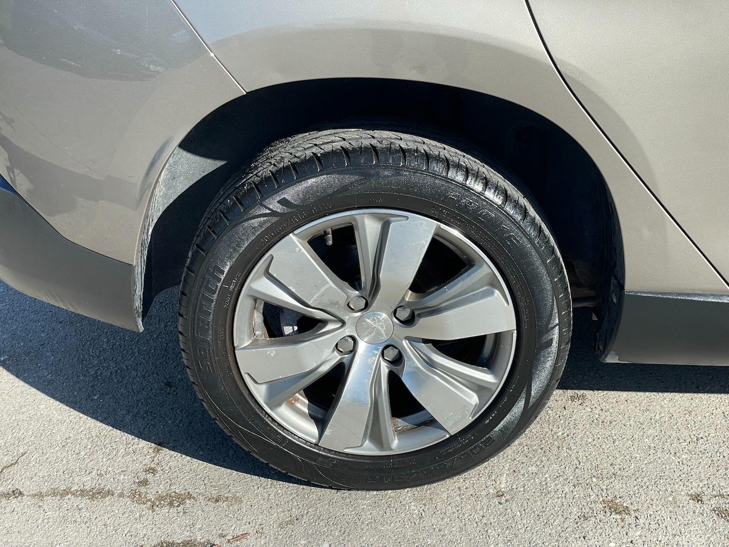 Used Peugeot 2008 2014 for sale - 77737181: Photo 32