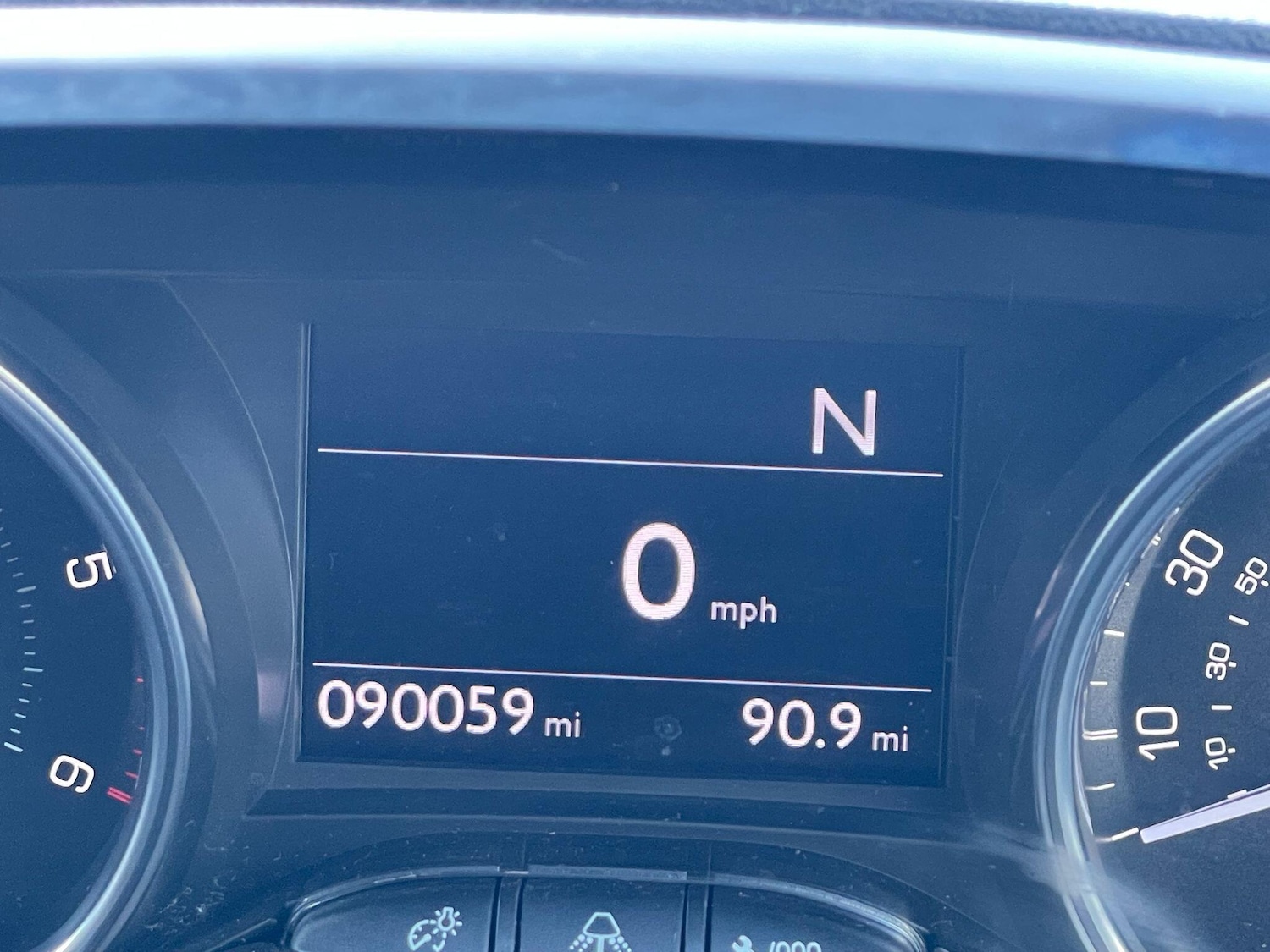 Used Peugeot 2008 2014 for sale - 77737181: Photo 37