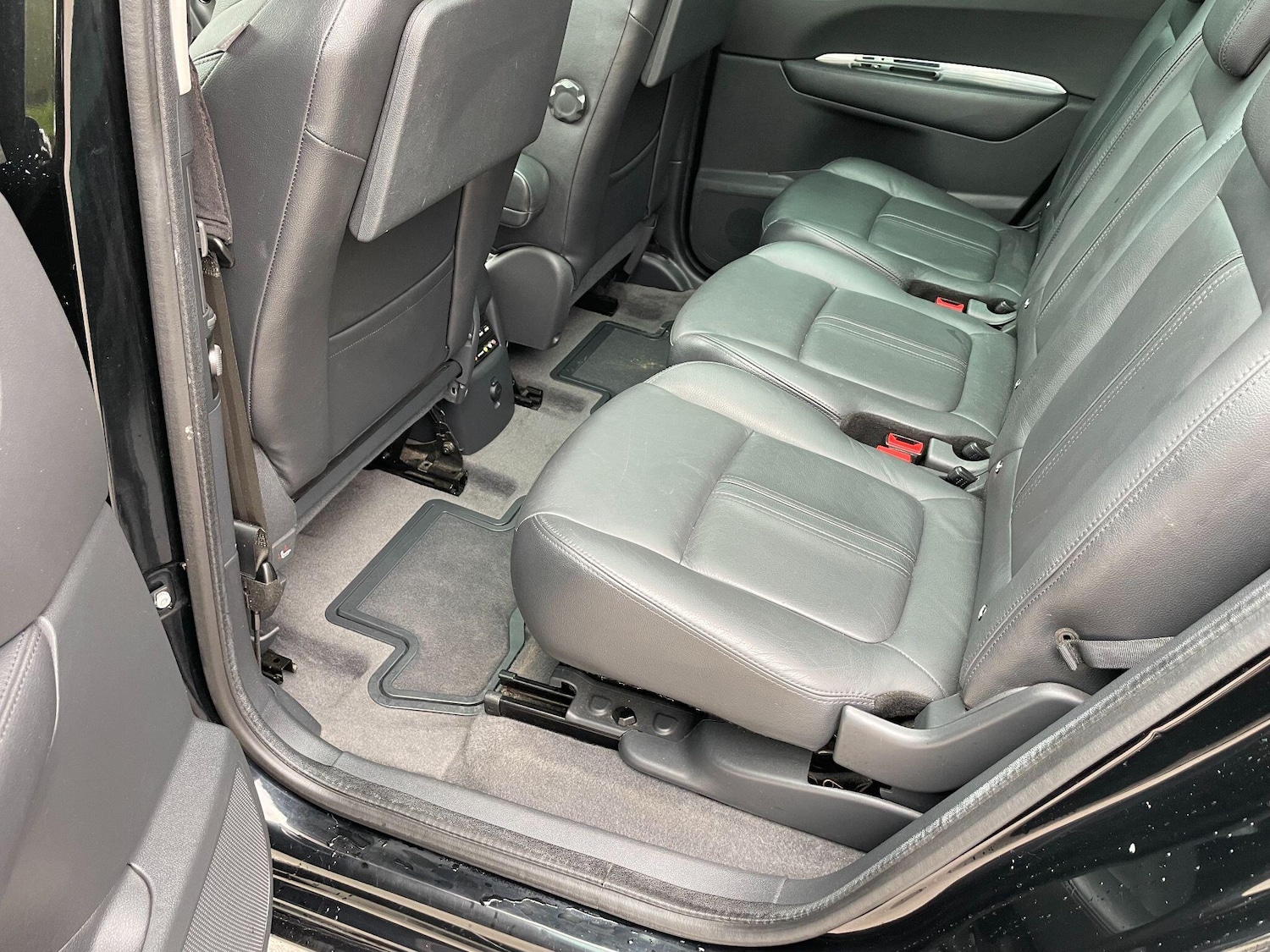 Used Peugeot 5008 2011 for sale - 77174843: Photo 33