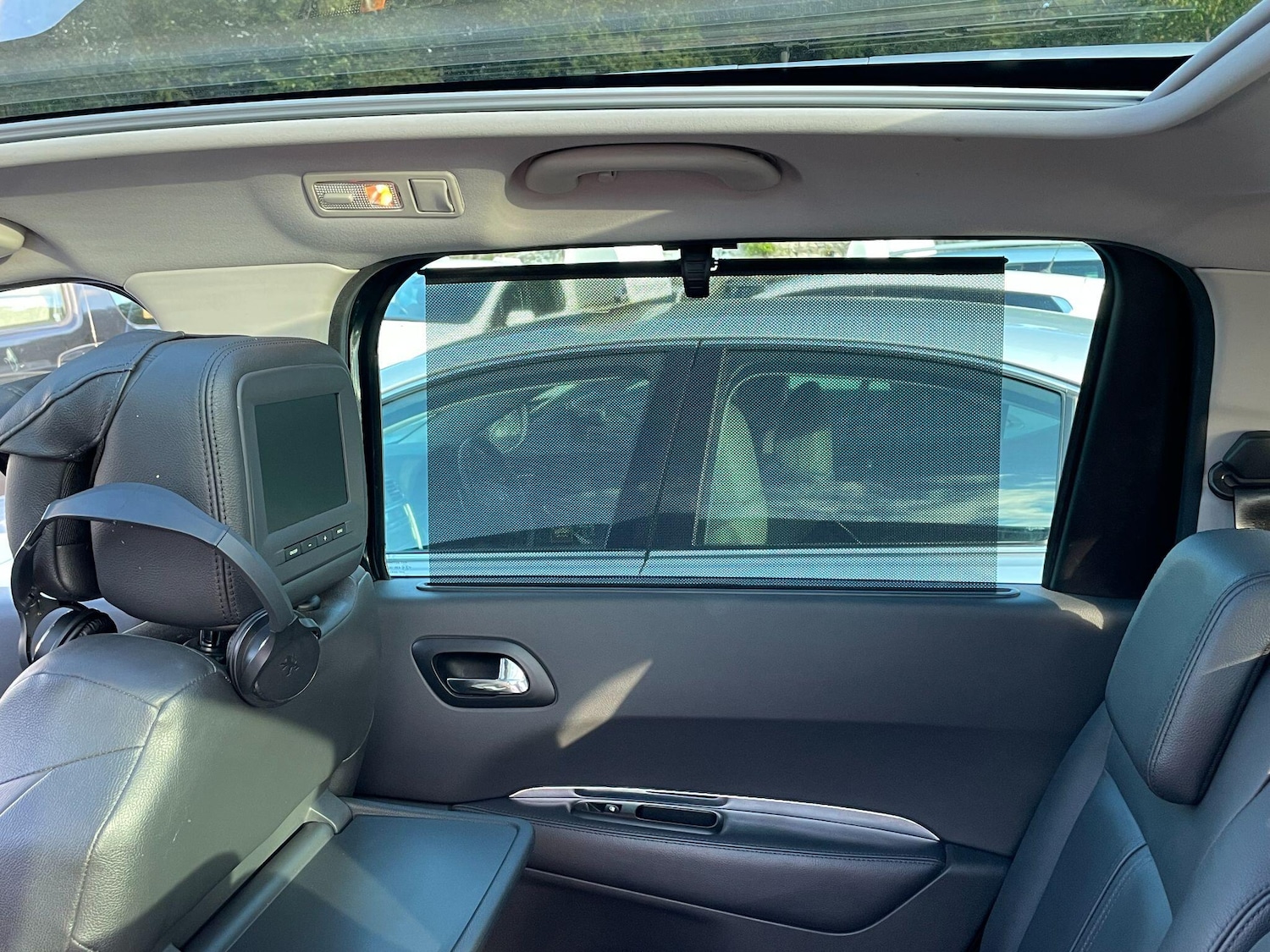 Used Peugeot 5008 2011 for sale - 77174843: Photo 37