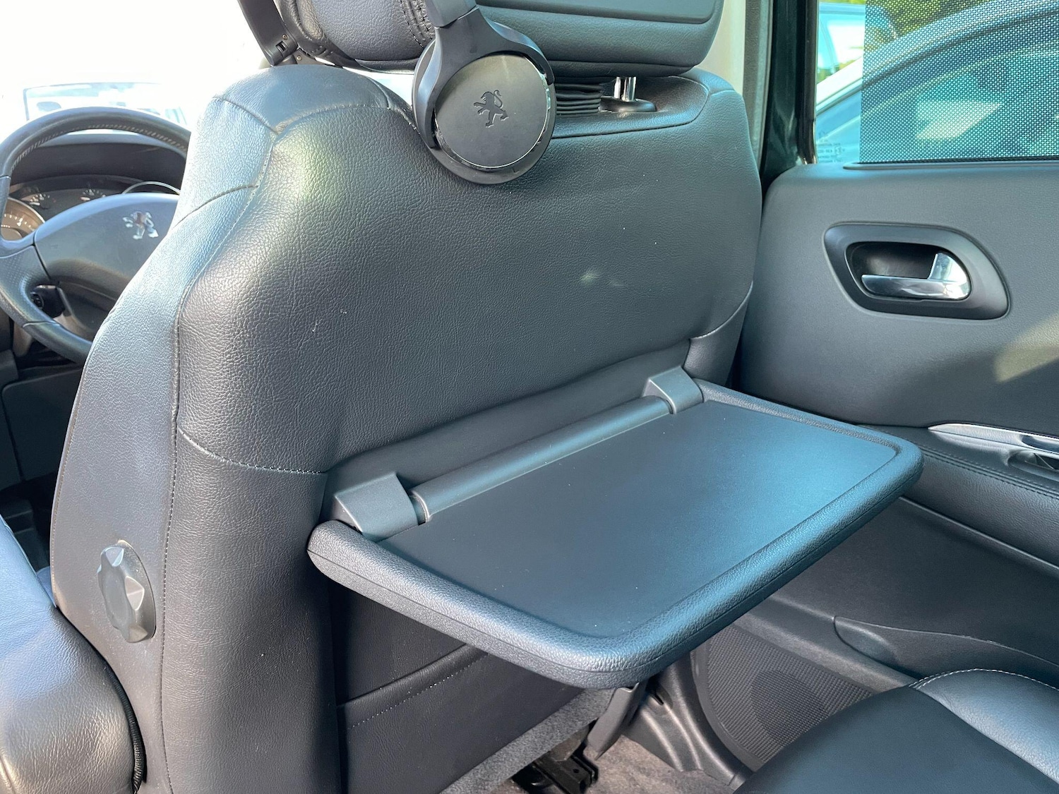 Used Peugeot 5008 2011 for sale - 77174843: Photo 38